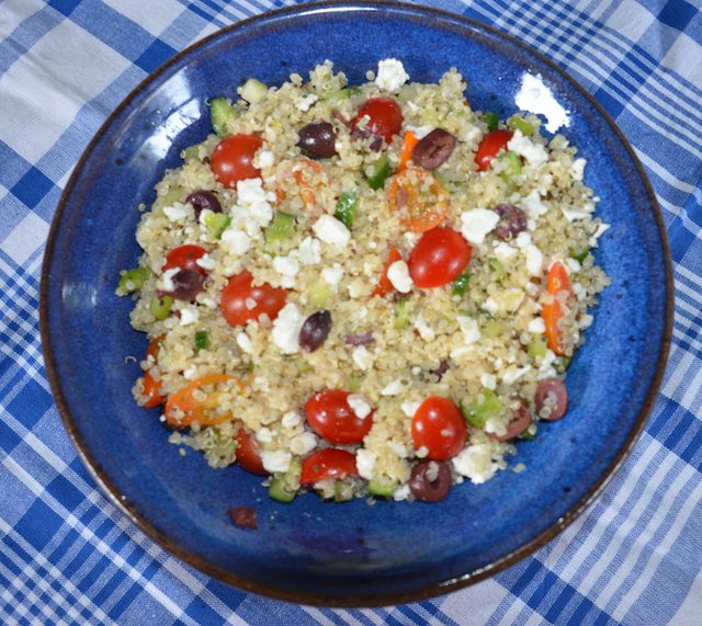 greek quinoa salad.JPG